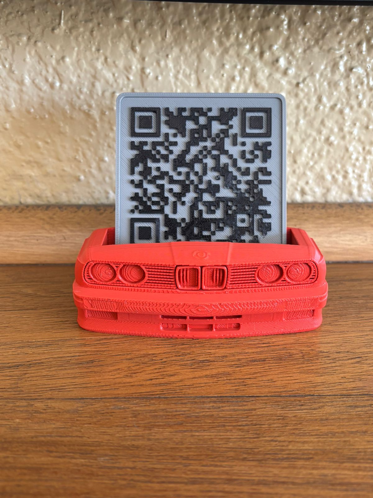 3D printed cardholder with QR code card